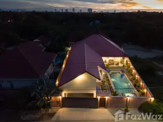 For rent 6 Beds villa in Bang Lamung, Chonburi