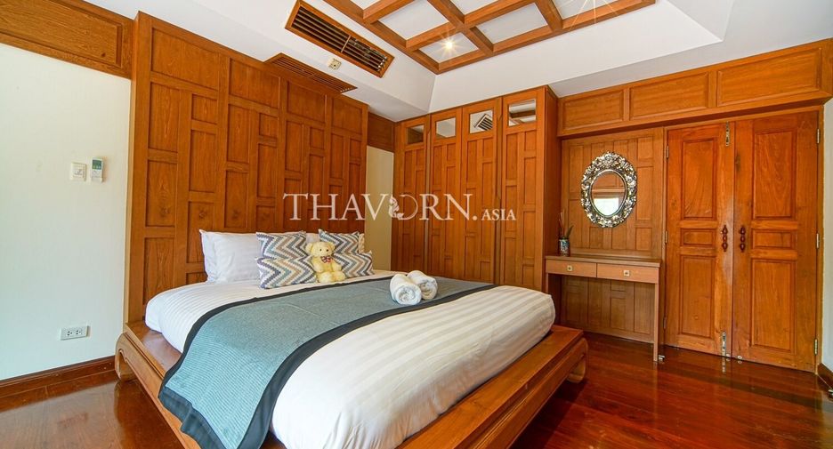 For sale 4 bedrooms house in Bang Lamung, Chonburi