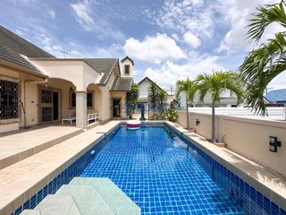 Haus zur Miete und zum Kauf mit 3 Zimmer in Bang Lamung, Chonburi
