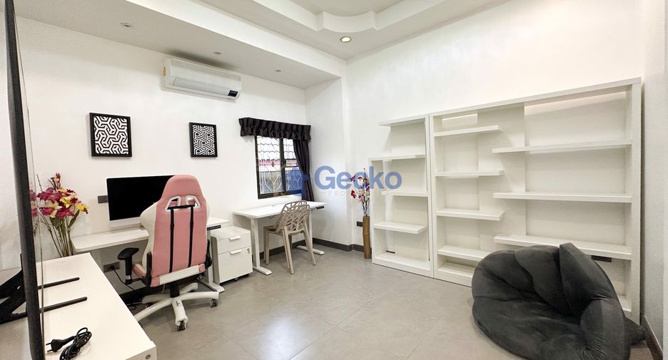 For rent and for sale 3 bedrooms house in Bang Lamung, Chonburi