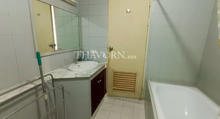 For sale studio condo in Bang Lamung, Chonburi