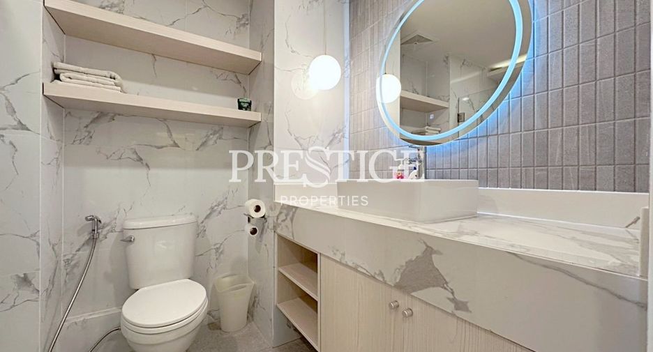 For sale studio condo in Pratumnak, Pattaya