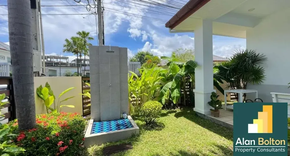 For rent and for sale 3 bedrooms house in Huay Yai, Pattaya