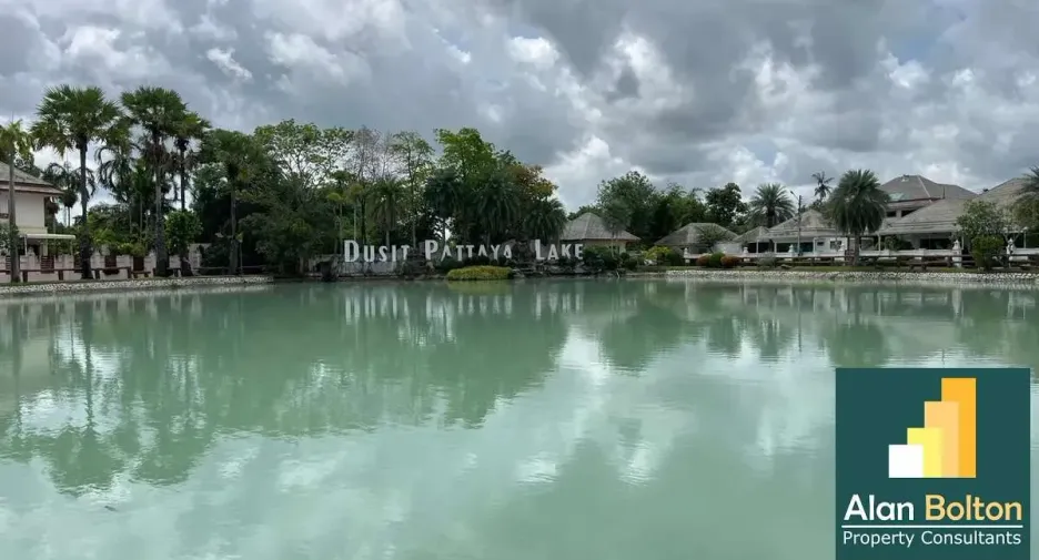 For rent and for sale 3 bedrooms house in Huay Yai, Pattaya