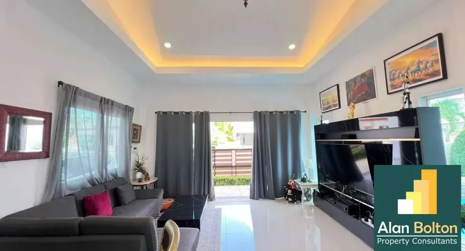 For rent and for sale 3 bedrooms house in Huay Yai, Pattaya