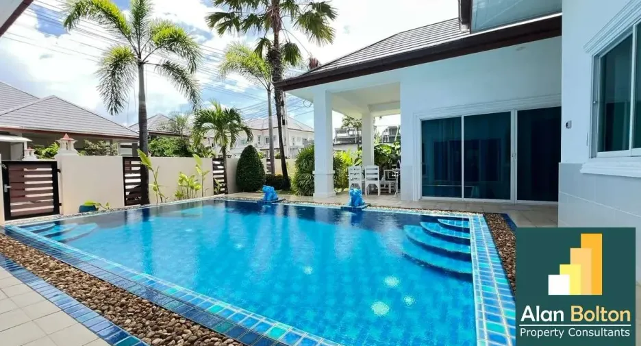 For rent and for sale 3 bedrooms house in Huay Yai, Pattaya