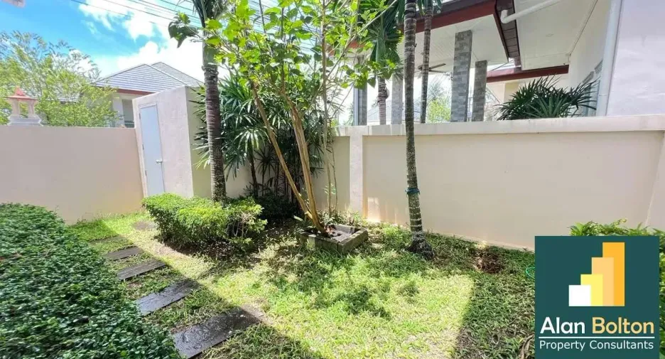 For rent and for sale 3 bedrooms house in Huay Yai, Pattaya
