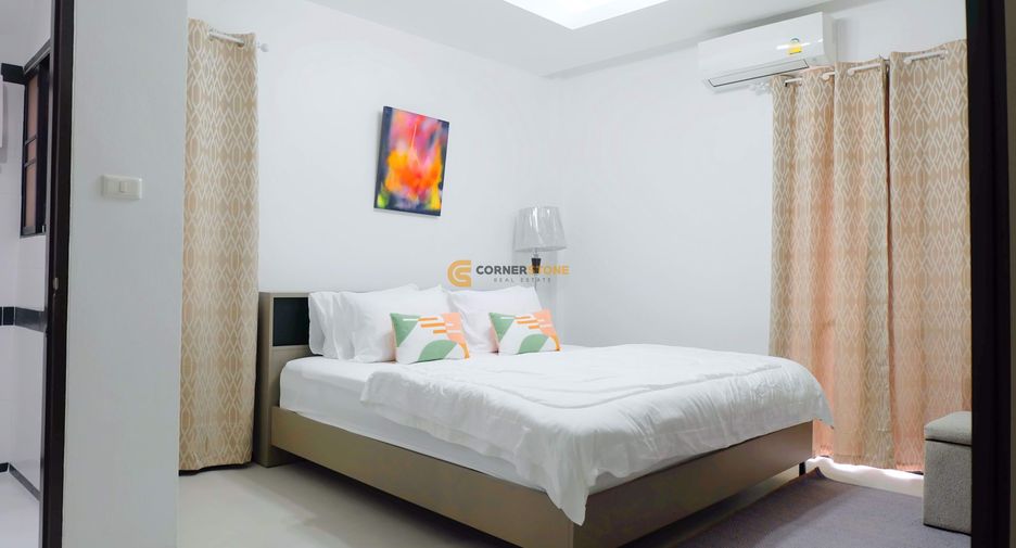 For rent そして for sale 4 ベッドルーム house in East Pattaya, Pattaya