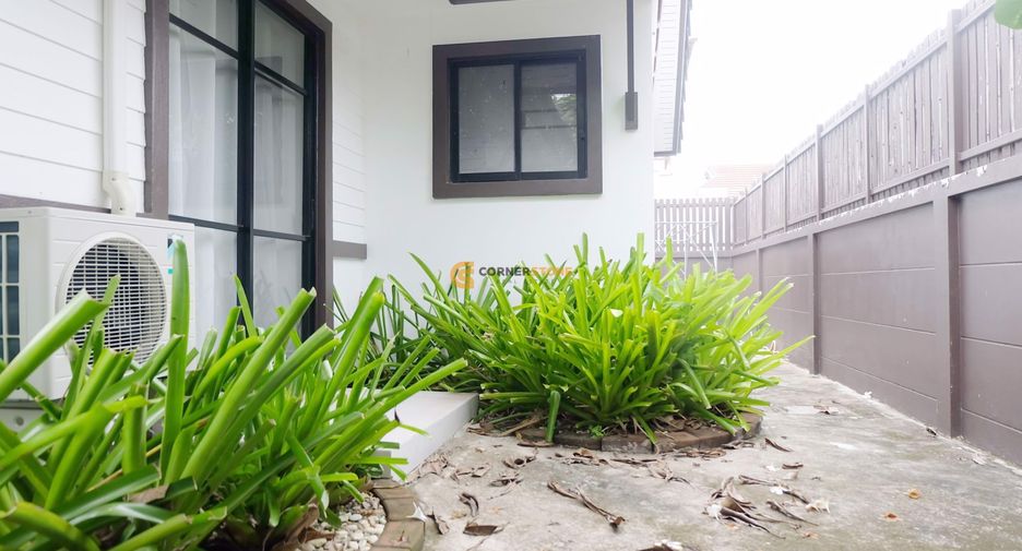 For rent そして for sale 4 ベッドルーム house in East Pattaya, Pattaya