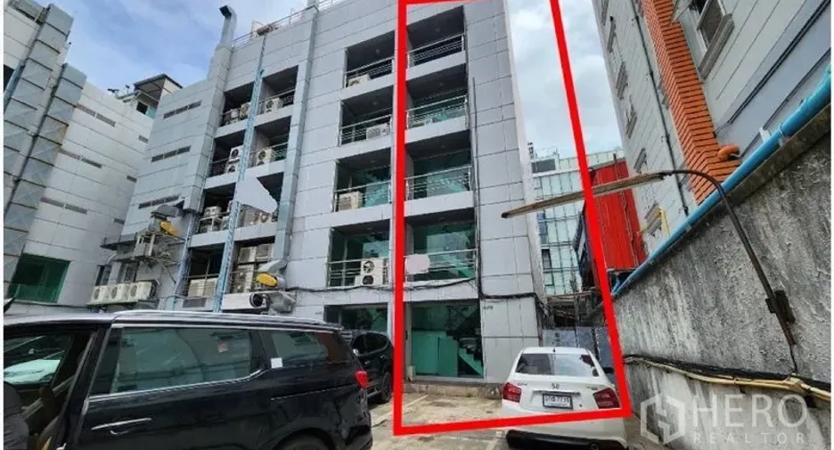 Аренда торговое помещение в Щаттхана, Бангкок