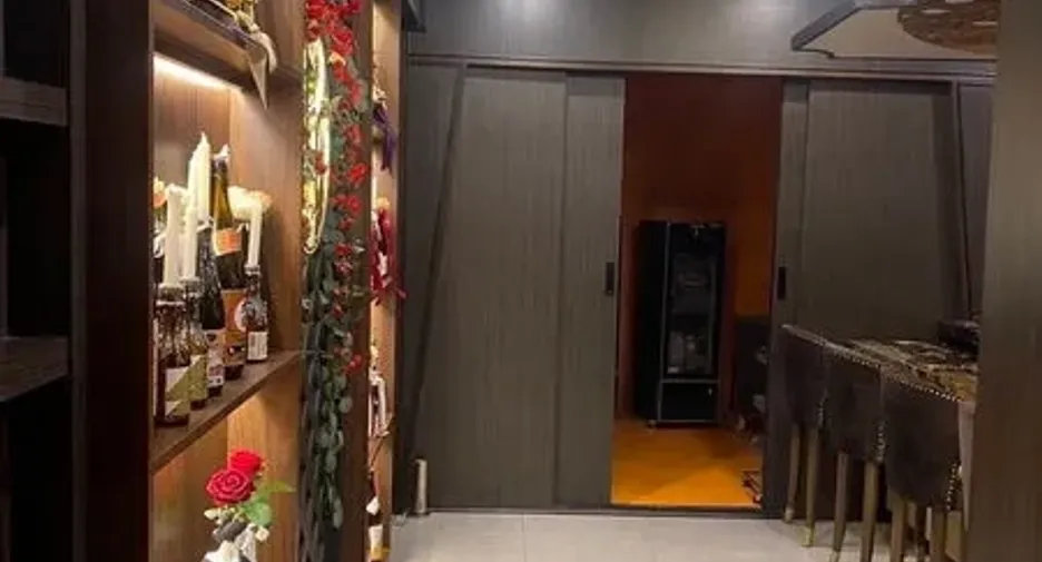 For rent retail Space in Watthana, Bangkok