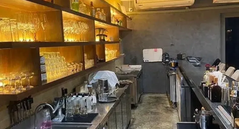 For rent retail Space in Watthana, Bangkok