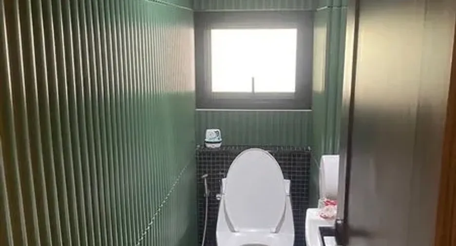 For rent retail Space in Watthana, Bangkok