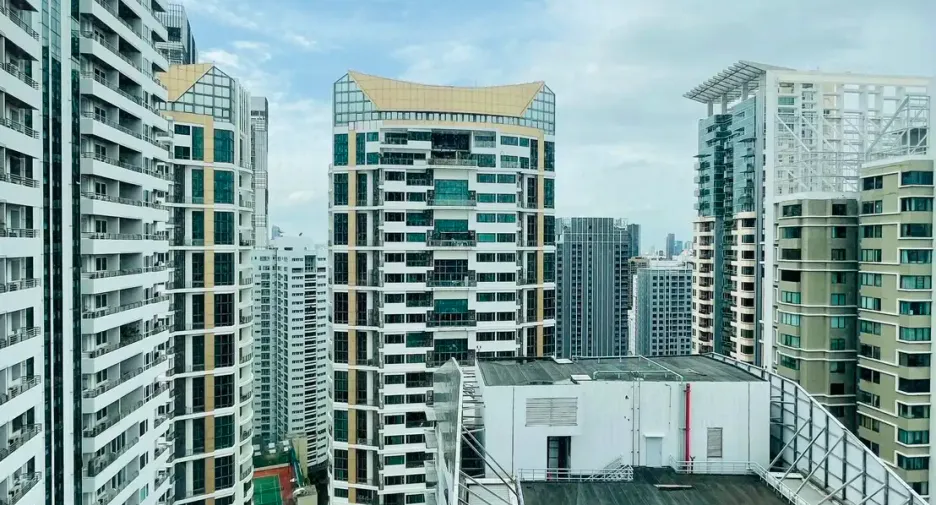 For rent 1 bed condo in Khlong Toei, Bangkok