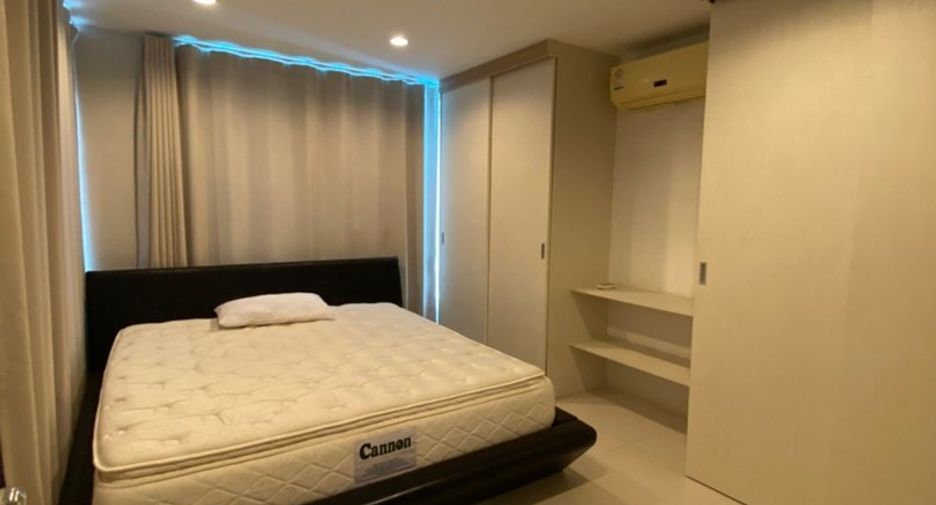 For sale 2 bedrooms condo in Watthana, Bangkok