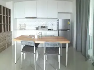 出售 2 卧室 公寓 在 Yan Nawa, 曼谷