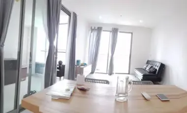 Condo en venta de 2 habitaciones en Yan Nawa, Bangkok