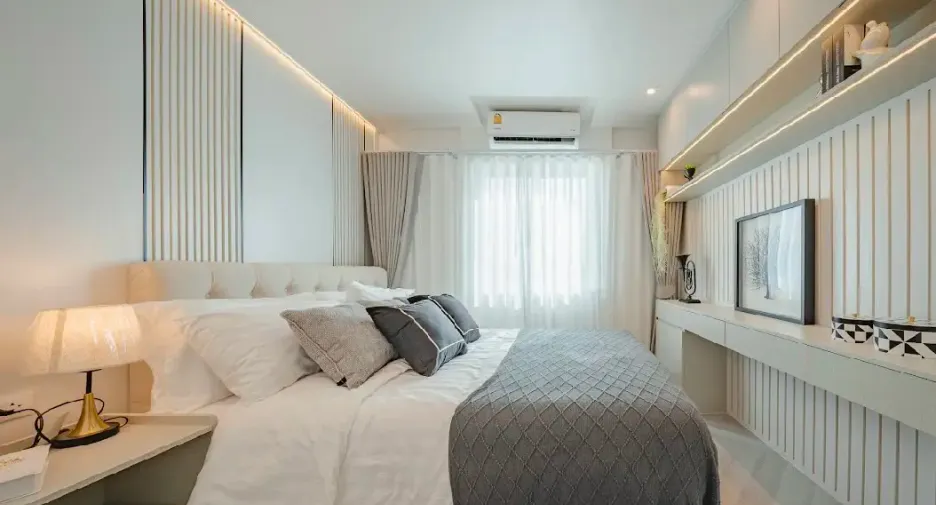 For sale 3 bedrooms condo in Yan Nawa, Bangkok