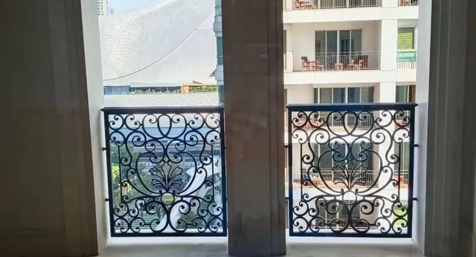 For sale 2 ベッドルーム condo in Pathum Wan, Bangkok
