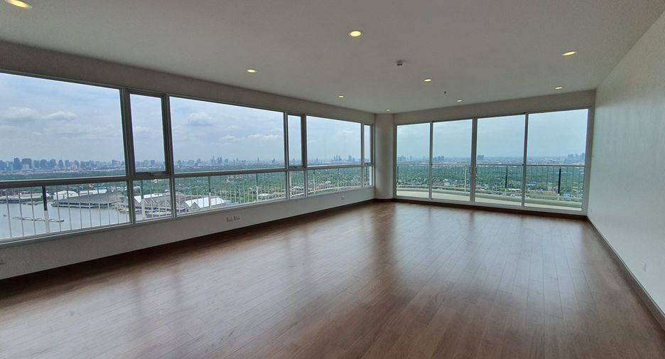 Condo en venta de 4 habitaciones en Yan Nawa, Bangkok