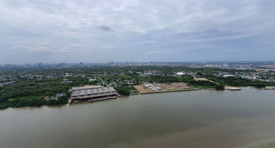 Condo en venta de 4 habitaciones en Yan Nawa, Bangkok