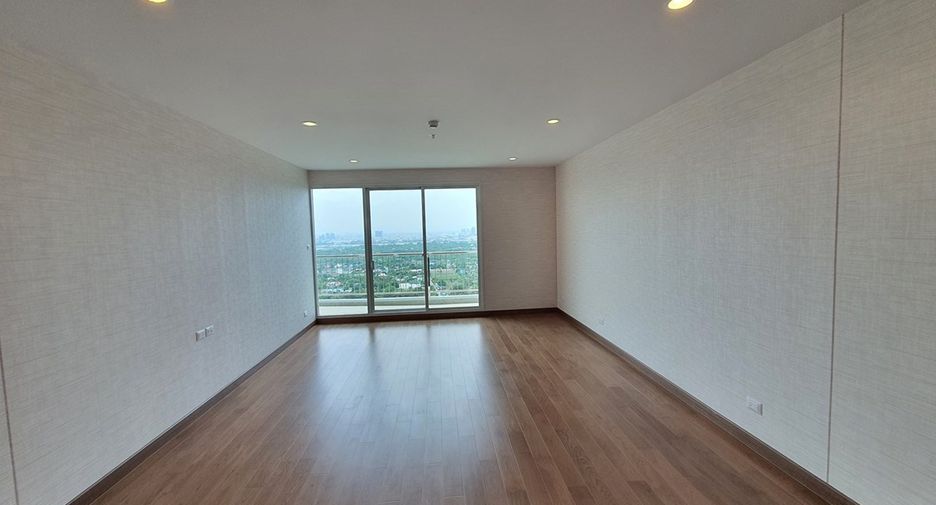 Condo en venta de 4 habitaciones en Yan Nawa, Bangkok