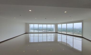 ขาย 4 ห้องนอน คอนโด ใน ยานนาวา, กรุงเทพฯ