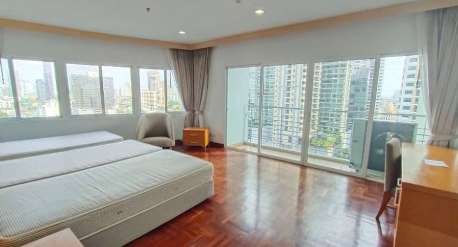 Wohnung zur Miete mit 3 Zimmer in Khlong Toei, Bangkok