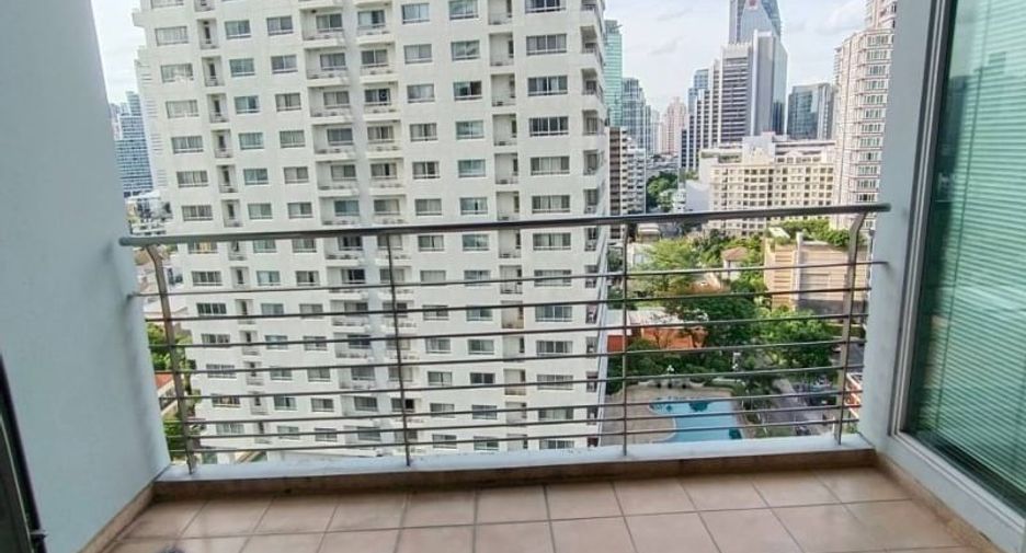 Wohnung zur Miete mit 3 Zimmer in Khlong Toei, Bangkok