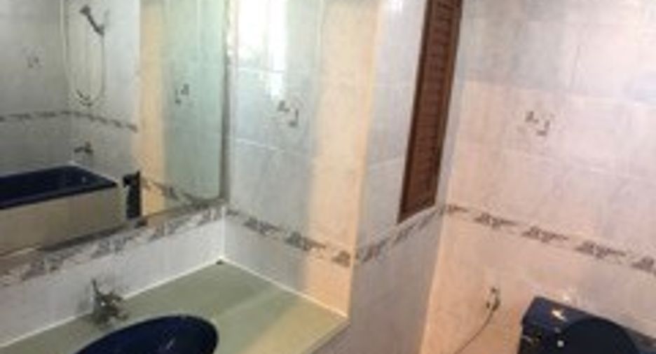 For rent 3 ベッドルーム condo in Watthana, Bangkok