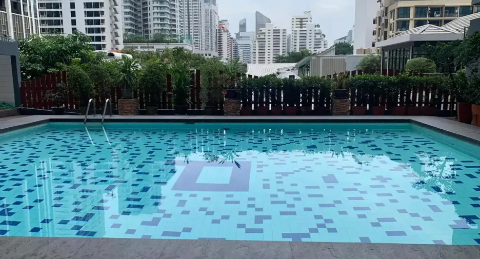 ขาย 2 ห้องนอน คอนโด ใน คลองเตย, กรุงเทพฯ
