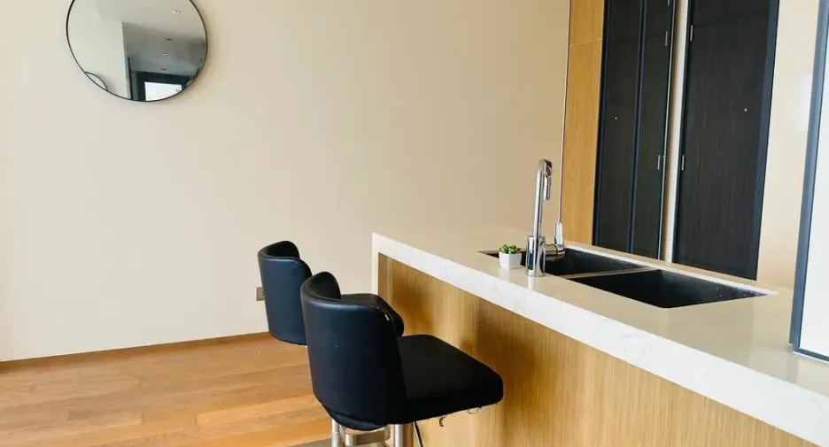 For rent 2 bedrooms condo in Khlong Toei, Bangkok