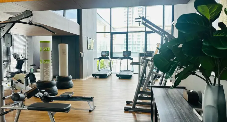 For rent 2 bedrooms condo in Khlong Toei, Bangkok