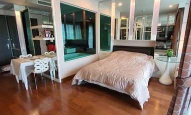 Wohnung zum Kauf mit Studio in Pathum Wan, Bangkok
