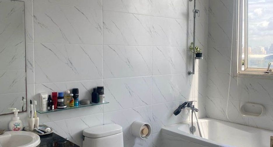 Condo en venta de 3 habitaciones en Watthana, Bangkok