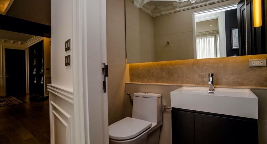 For rent and for sale 3 bedrooms condo in Khlong Toei, Bangkok