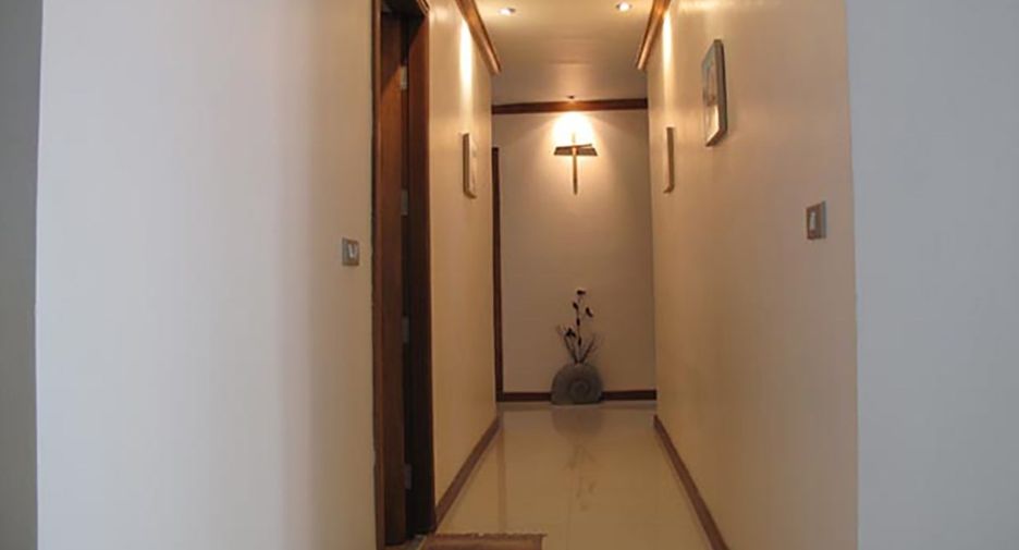 For sale 3 bedrooms condo in Suan Luang, Bangkok