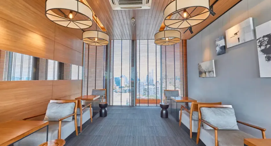 For rent and for sale 1 bed condo in Khlong Toei, Bangkok