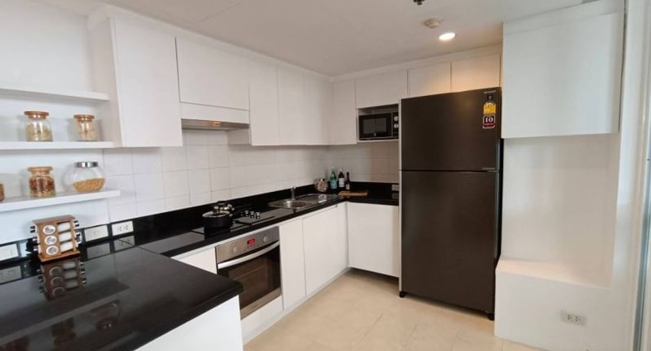 Condo en alquiler de 4 habitaciones en Watthana, Bangkok