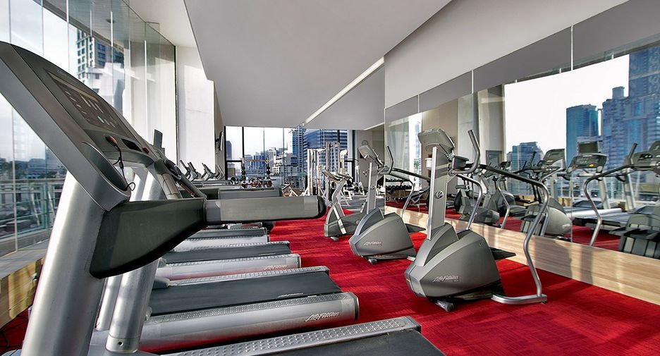 For rent 3 bedrooms condo in Sathon, Bangkok