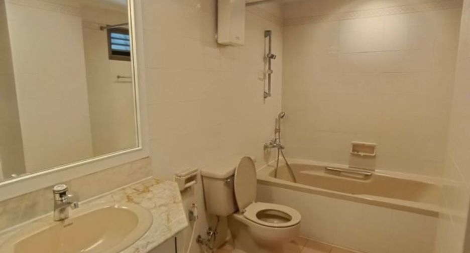 Wohnung zur Miete mit 3 Zimmer in Watthana, Bangkok