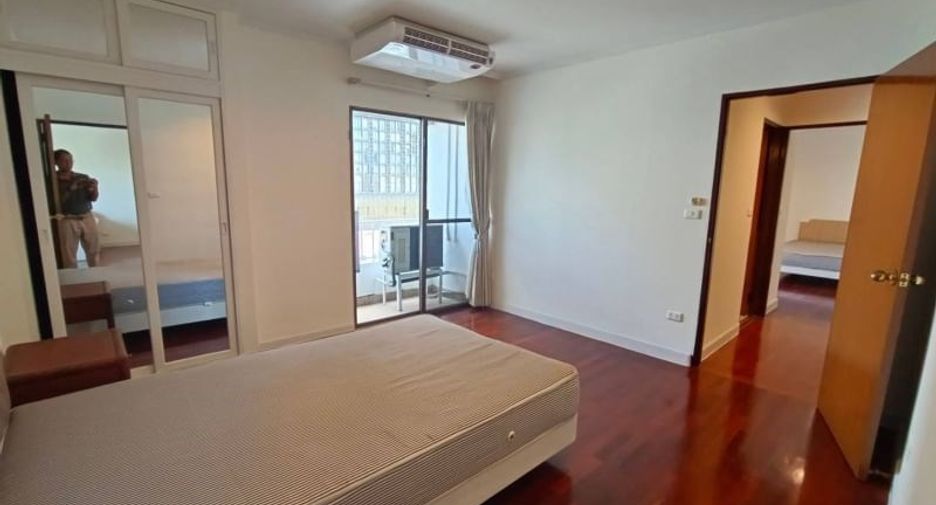 Wohnung zur Miete mit 3 Zimmer in Watthana, Bangkok