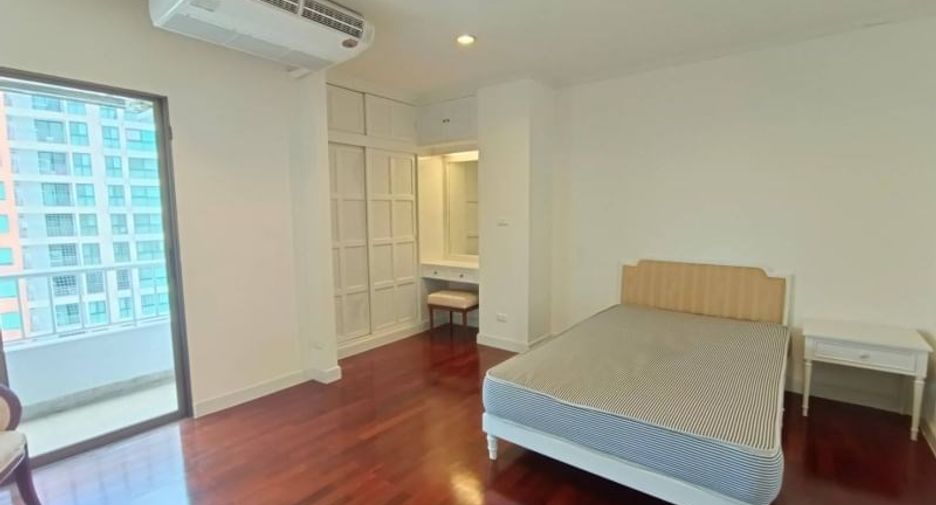 Wohnung zur Miete mit 3 Zimmer in Watthana, Bangkok