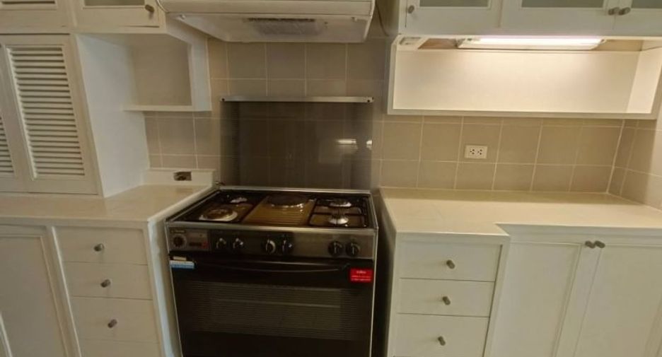 Wohnung zur Miete mit 3 Zimmer in Watthana, Bangkok