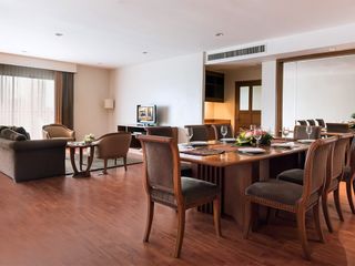 Condo en alquiler de 3 habitaciones en Sathon, Bangkok