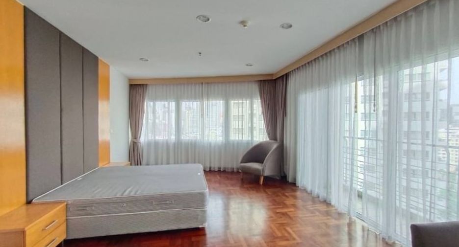 ให้เช่า 3 ห้องนอน คอนโด ใน คลองเตย, กรุงเทพฯ