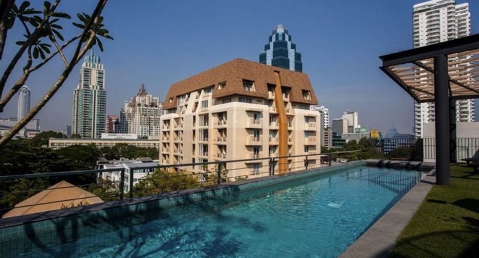 For rent and for sale 1 bed condo in Watthana, Bangkok