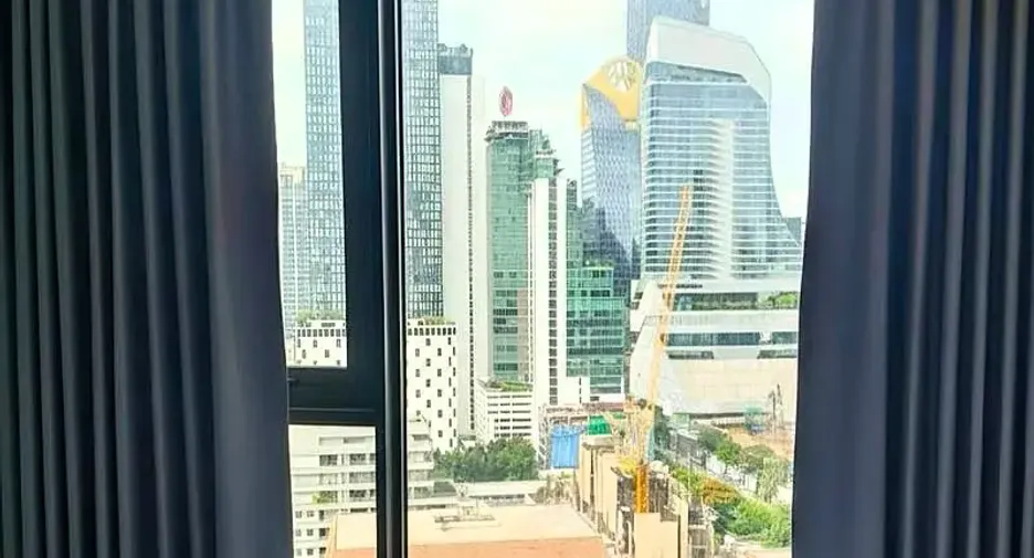 For rent and for sale 1 bed condo in Pathum Wan, Bangkok