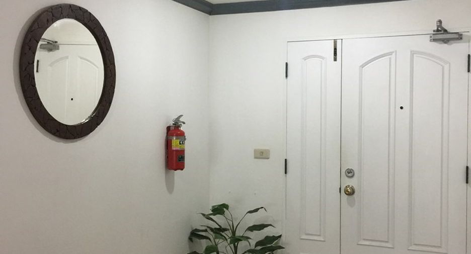 For sale 2 bedrooms condo in Khlong Toei, Bangkok