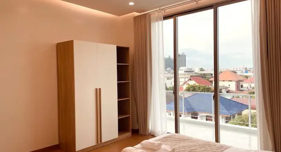 For rent 2 ベッドルーム house in Phra Khanong, Bangkok